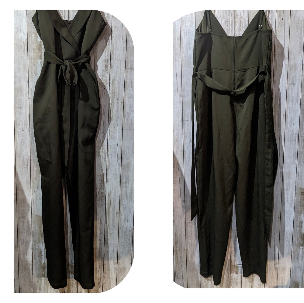 Windsor olive green army solid color size large jumpsuit.